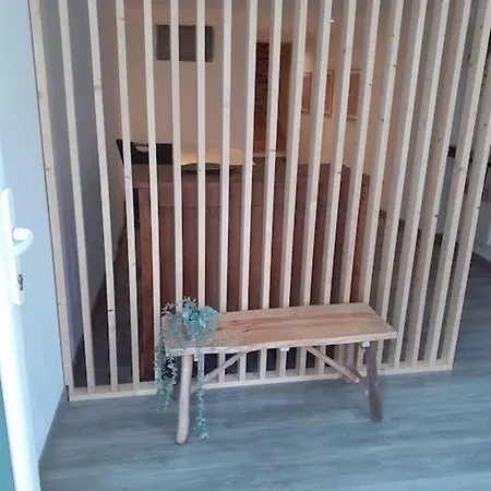 Agreable Maison De Village Avec Piscine Ferienhaus
